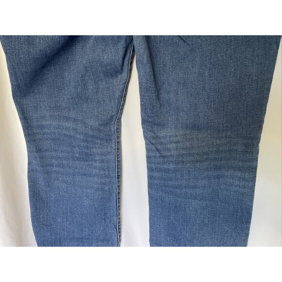 Levi’s 414 Classic Straight In lapis Speed 31” Inseam Jeans Size 24W - Picture 10 of 13